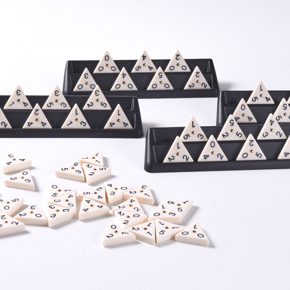 Triangle dominoes game 