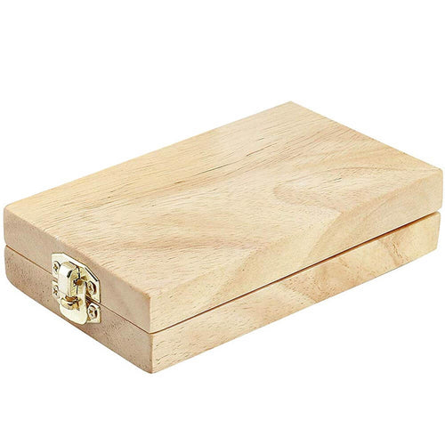 Closed wooden folding cribbage board