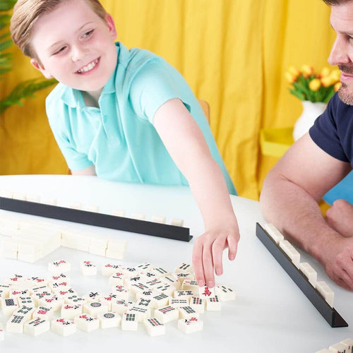  People playing mah jongg